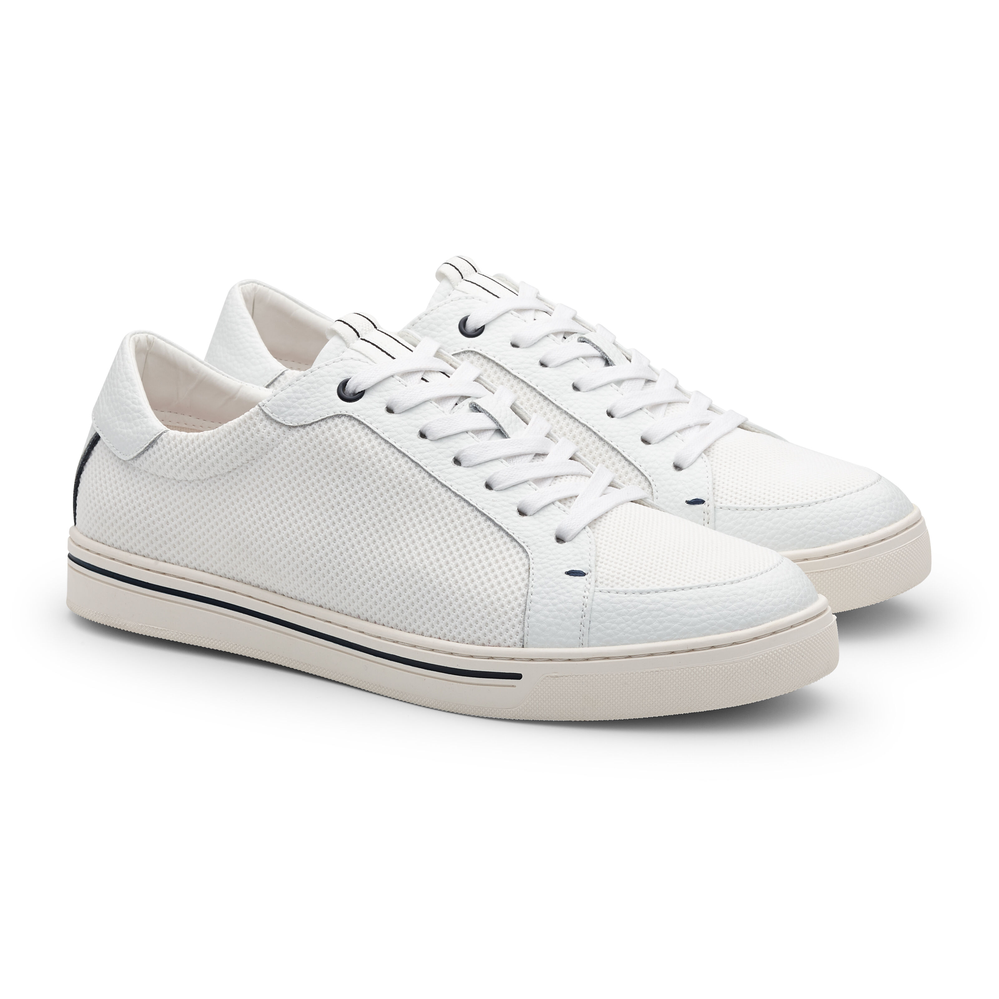 white sneakers under 2000