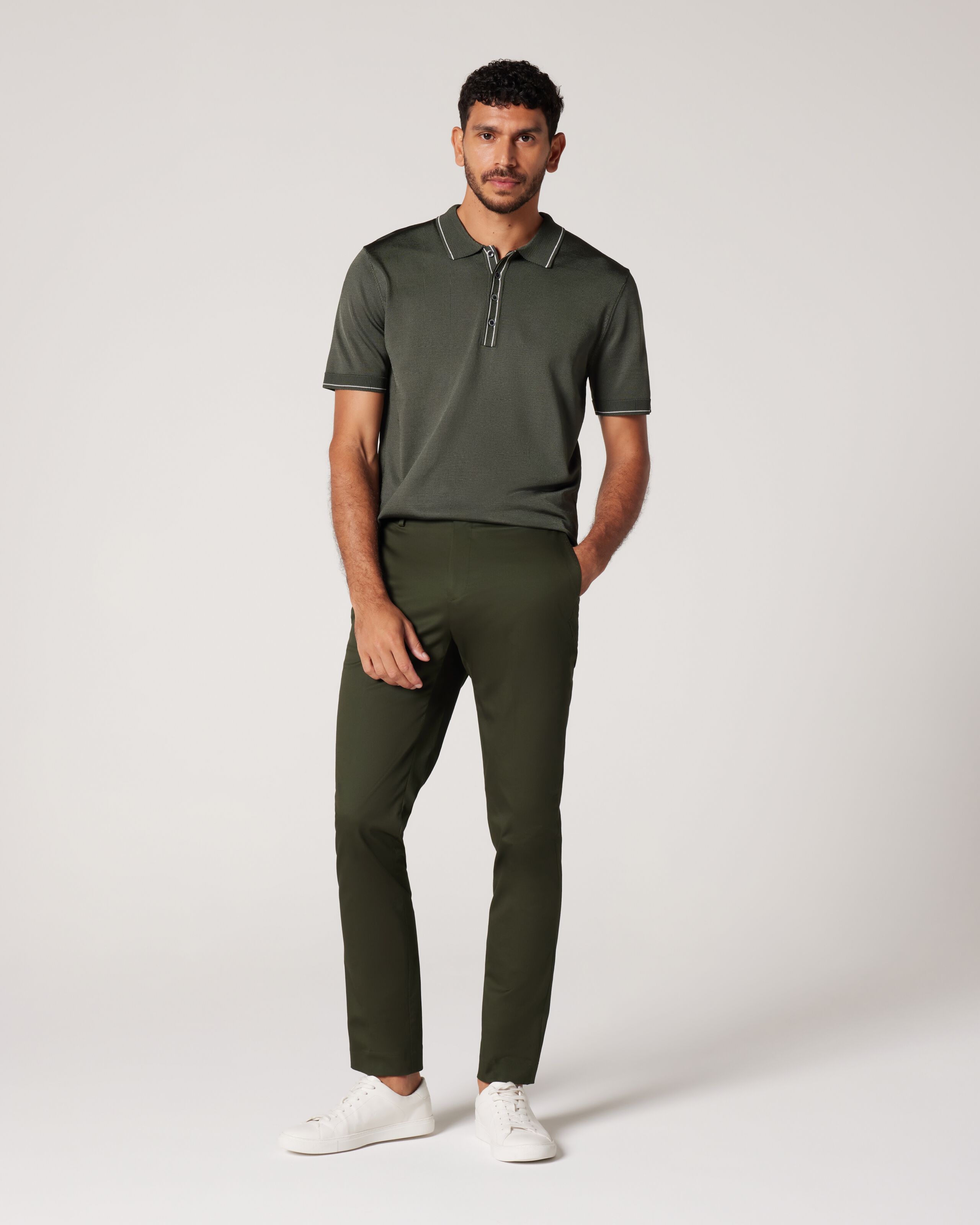 Green Pants Outfit / Suit Dress To Impress The Pants Of Your Dreams | Smart  casual menswear, Mens casual outfits summer, Mens fashion casual outfits