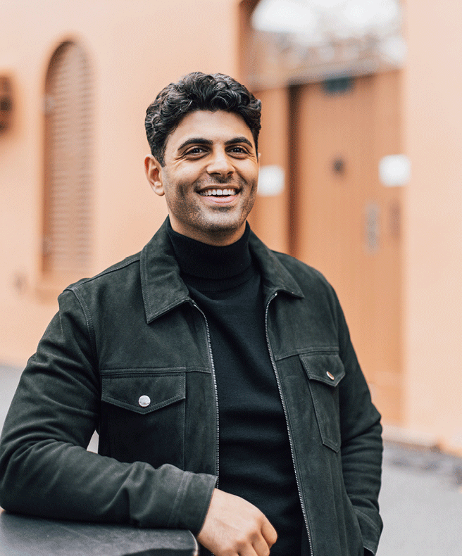 Amir Manoly wearing look featuring Green Suede Trucker Jacket Amir Manoly wearing look featuring Green Suede Trucker Jacket